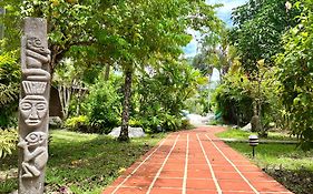 El Clan Hostel
